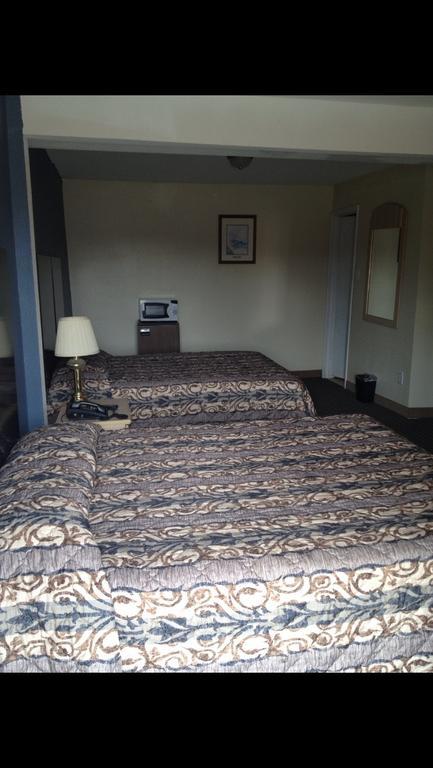 American Inn Graham Room photo